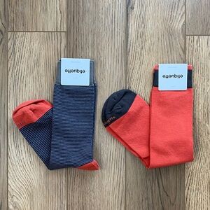 Etiquette Clothiers Men's Casual Socks - Striped Blue and Solid Red